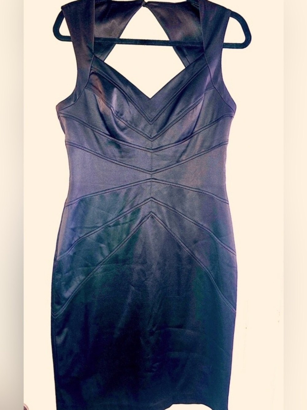Jéssica Simpson Black Sheath V-Neck Cutout Dress